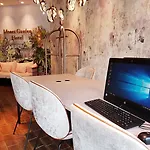 مونيت غاردن