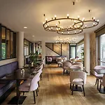 Monet Garden 4* Amsterdam