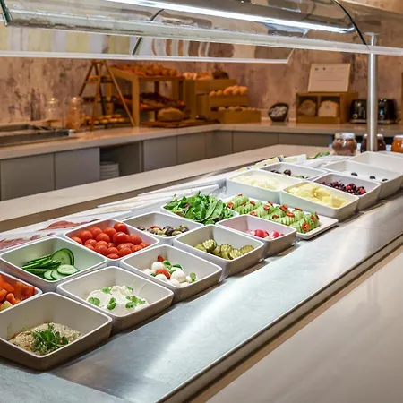 Hotel Monet Garden Amsterdam