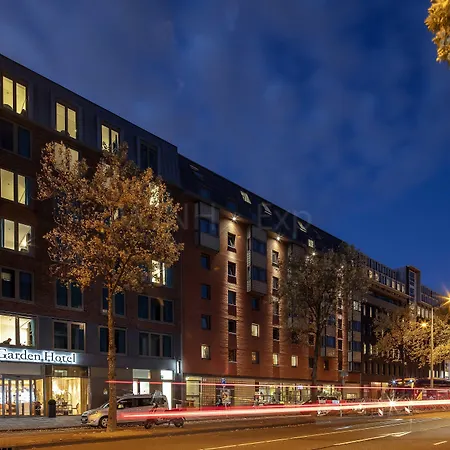 Monet Garden מלון