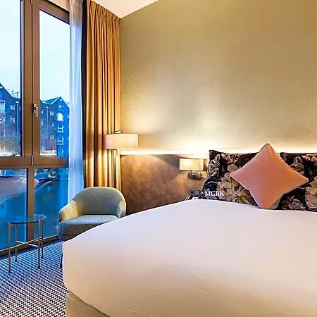 Hotel Monet Garden Amsterdam