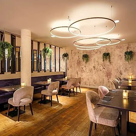 Hotel Monet Garden Amsterdam