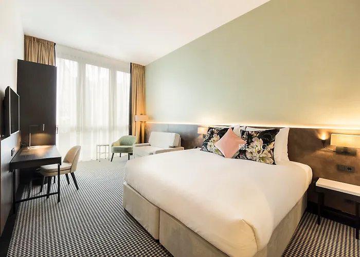 Hotel Monet Garden 4*