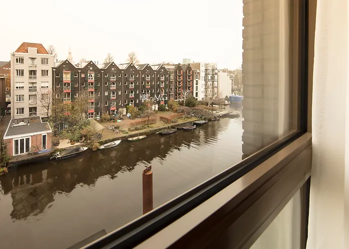 מלון Monet Garden 4*