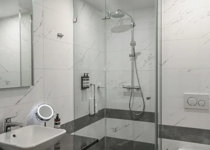 Hotel Monet Garden 4*