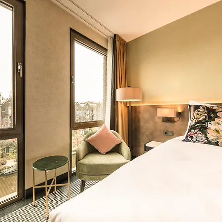 Monet Garden Hotel